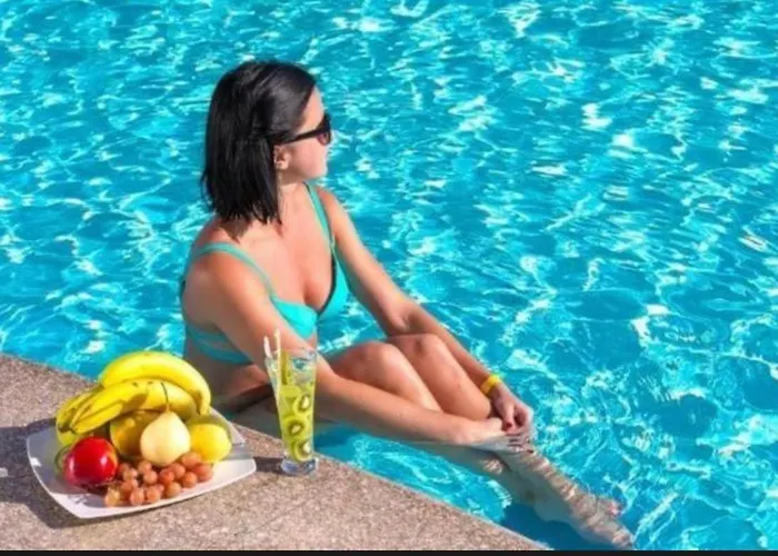 Juliana Ag01 הורגהדה